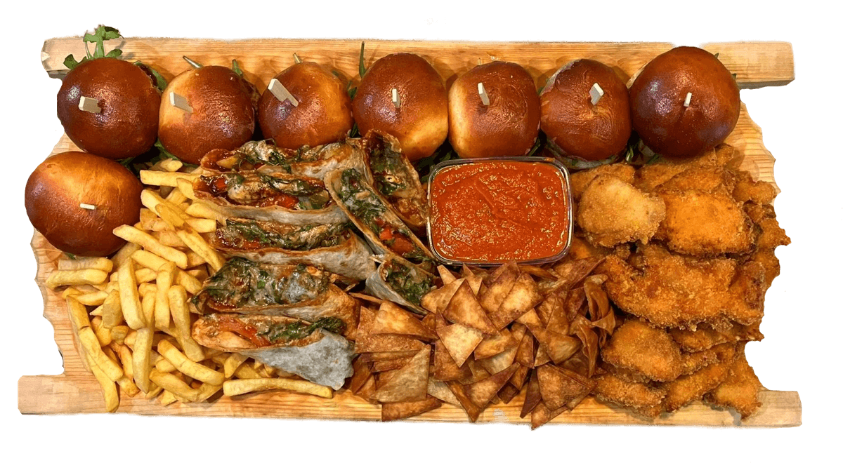Sharing platter Teenager — Mini beef burgers (or chicken) – 8 pcs, Blue cheese tortillas – 8 pcs, Chicken strips – 0.5 kg
