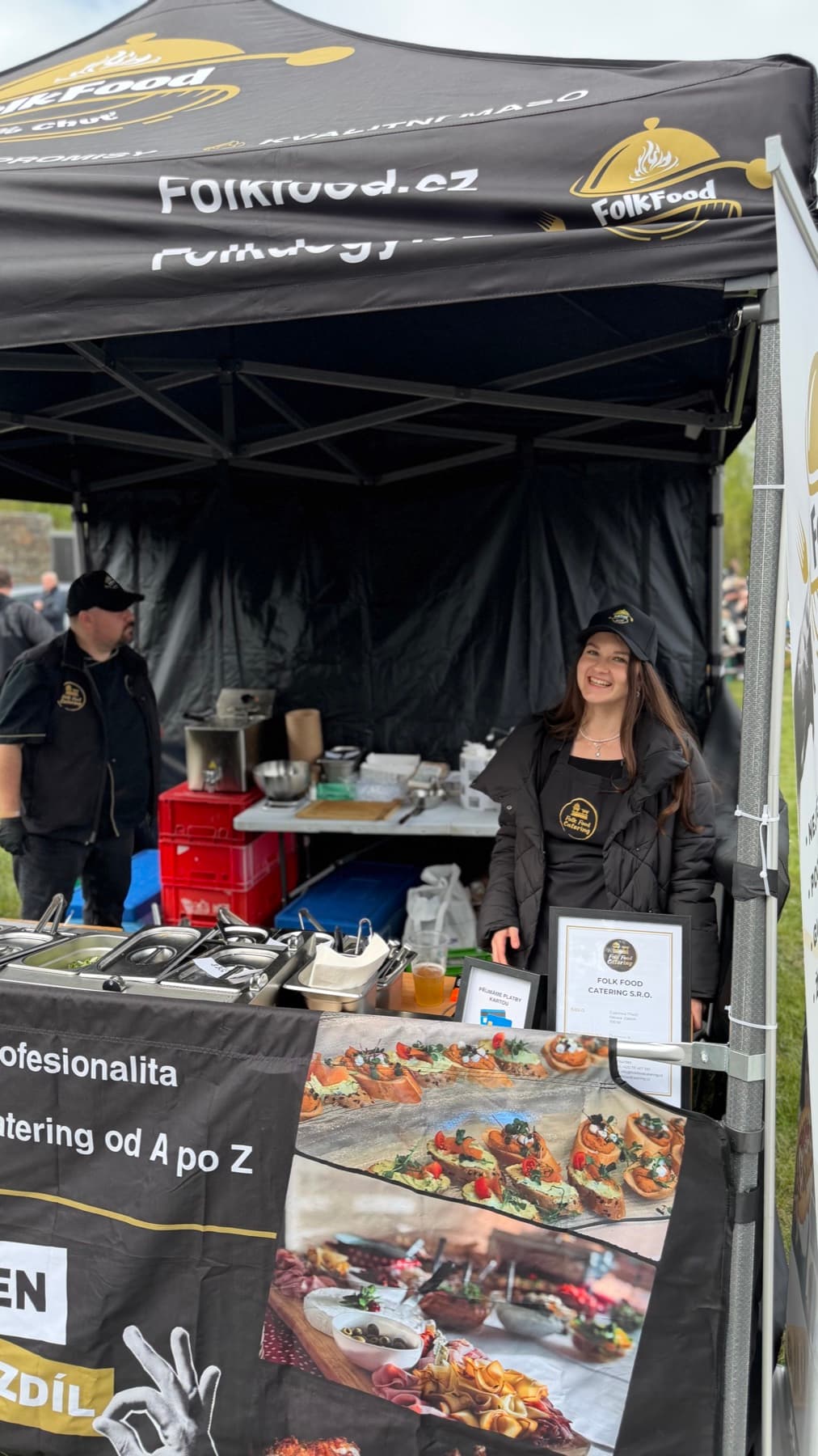 Stánek Folk Food Catering na venkovní akci
